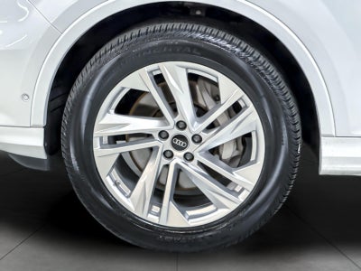 2023 Audi Q7 Premium Plus