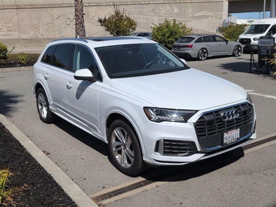 2023 Audi Q7 Premium Plus