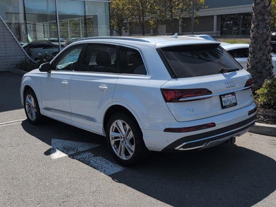 2023 Audi Q7 Premium Plus
