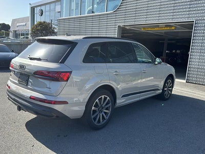 2023 Audi Q7 Premium Plus