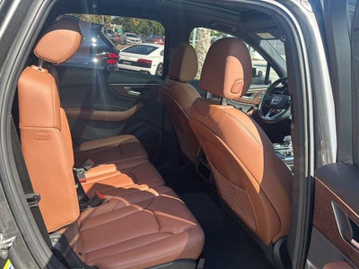 2026 Audi Q7 Premium Plus