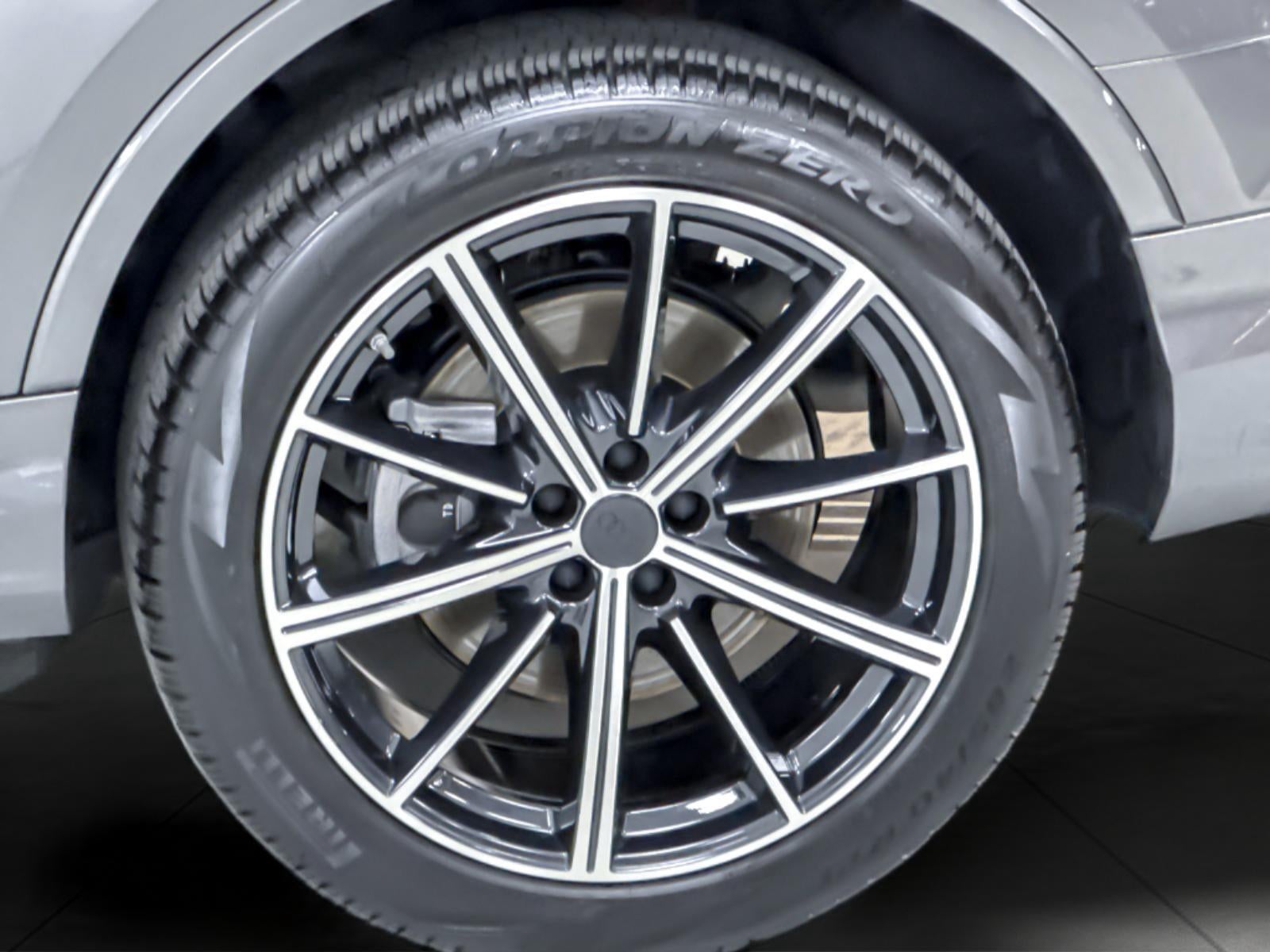 2026 Audi Q7 Premium Plus