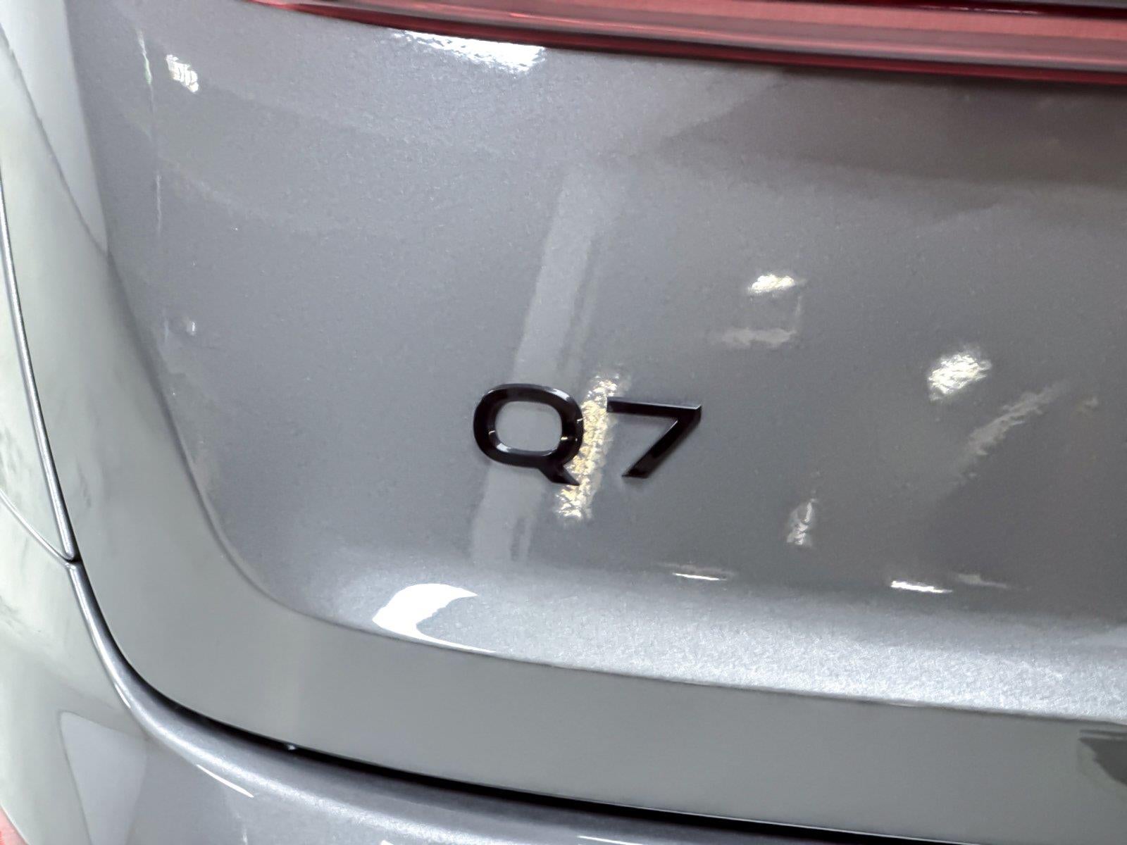 2026 Audi Q7 Premium Plus