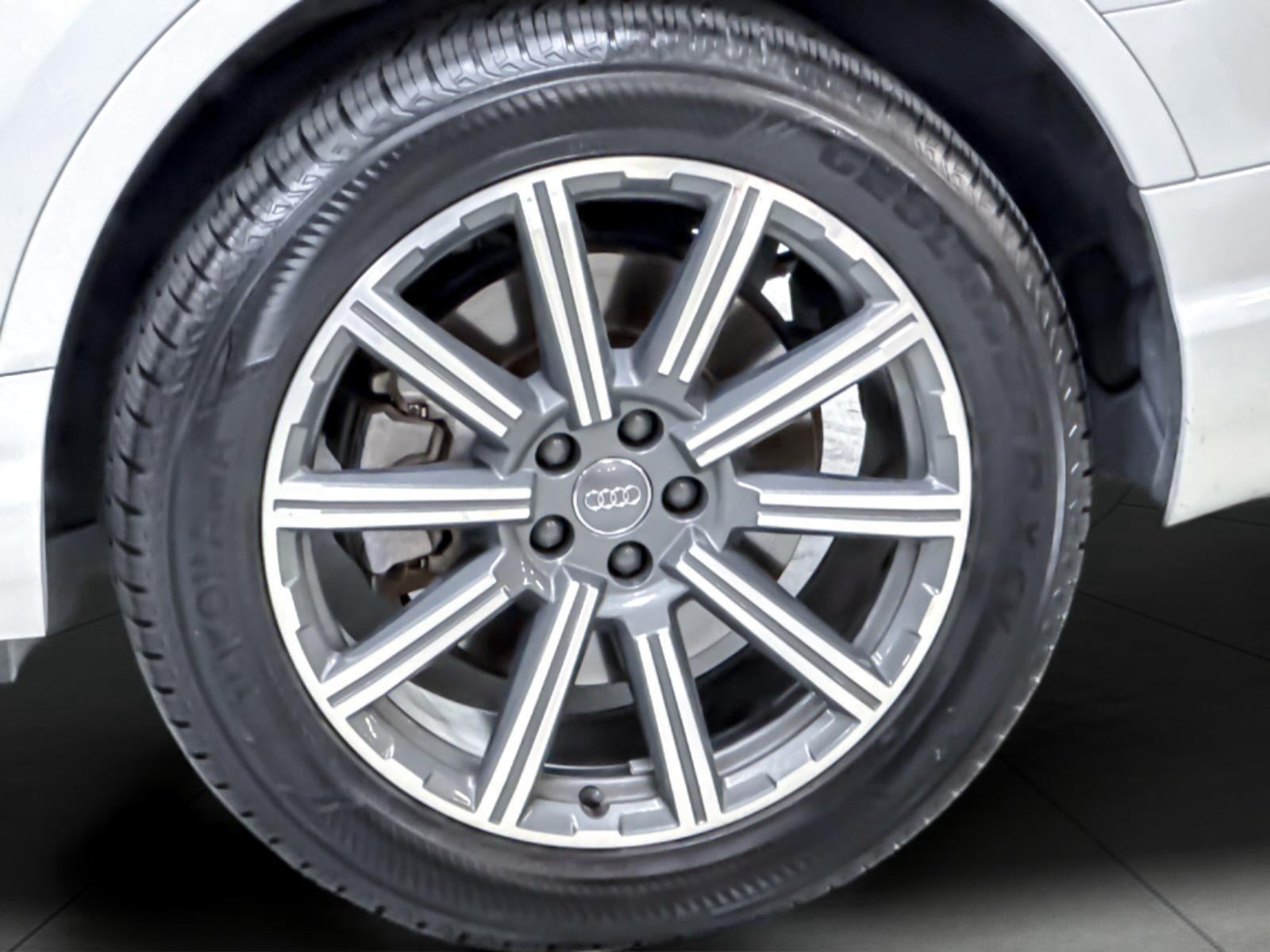 2019 Audi Q7 Premium Plus
