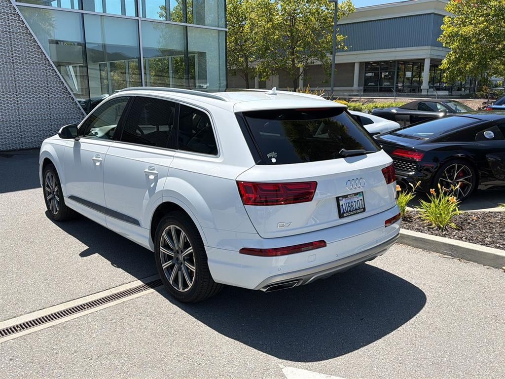 2019 Audi Q7 Premium Plus