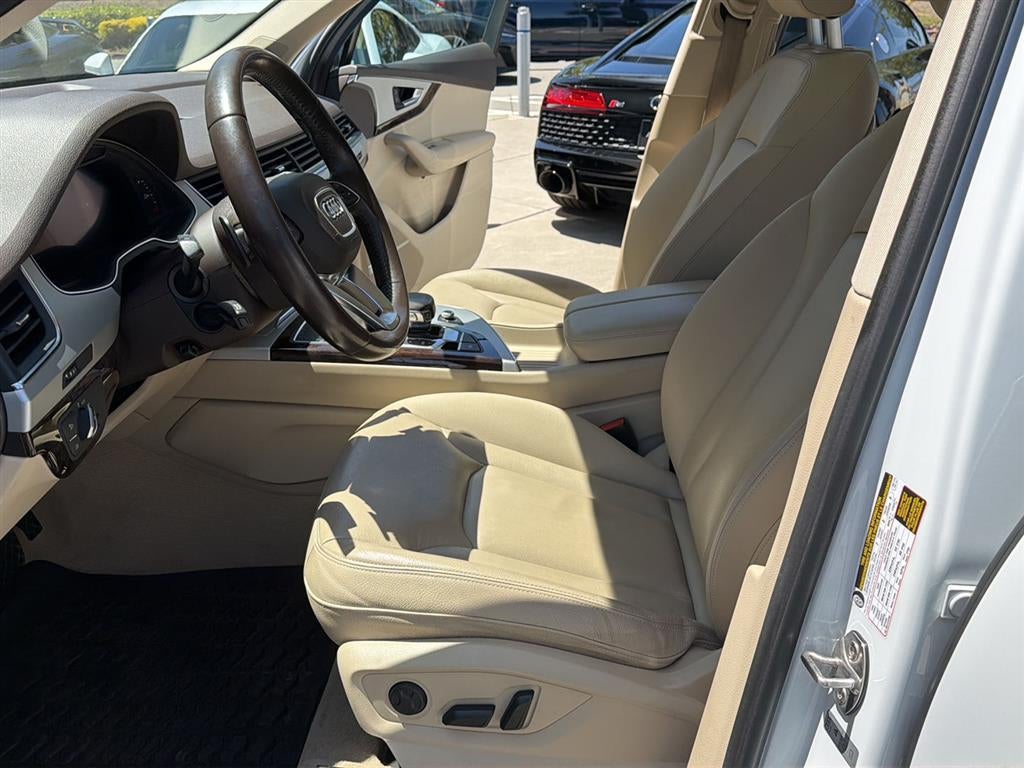 2019 Audi Q7 Premium Plus