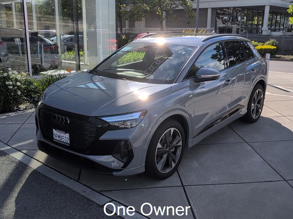 2024 Audi Q4 e-tron Premium Plus