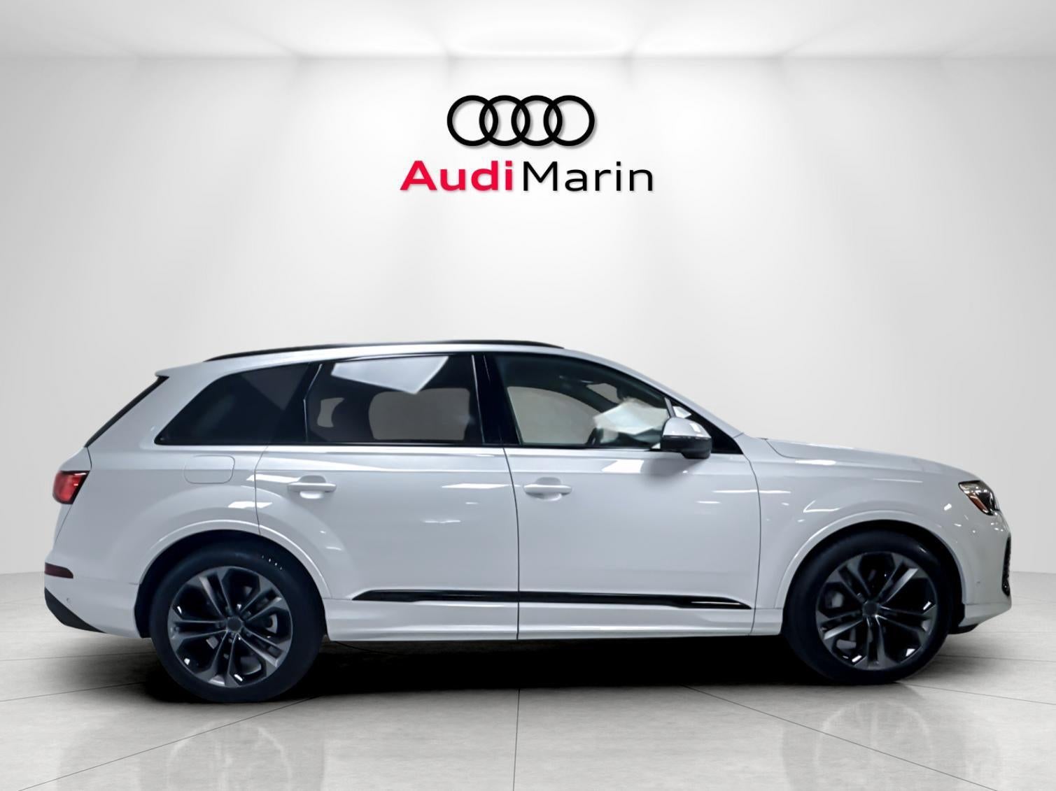 2026 Audi Q7 Premium Plus
