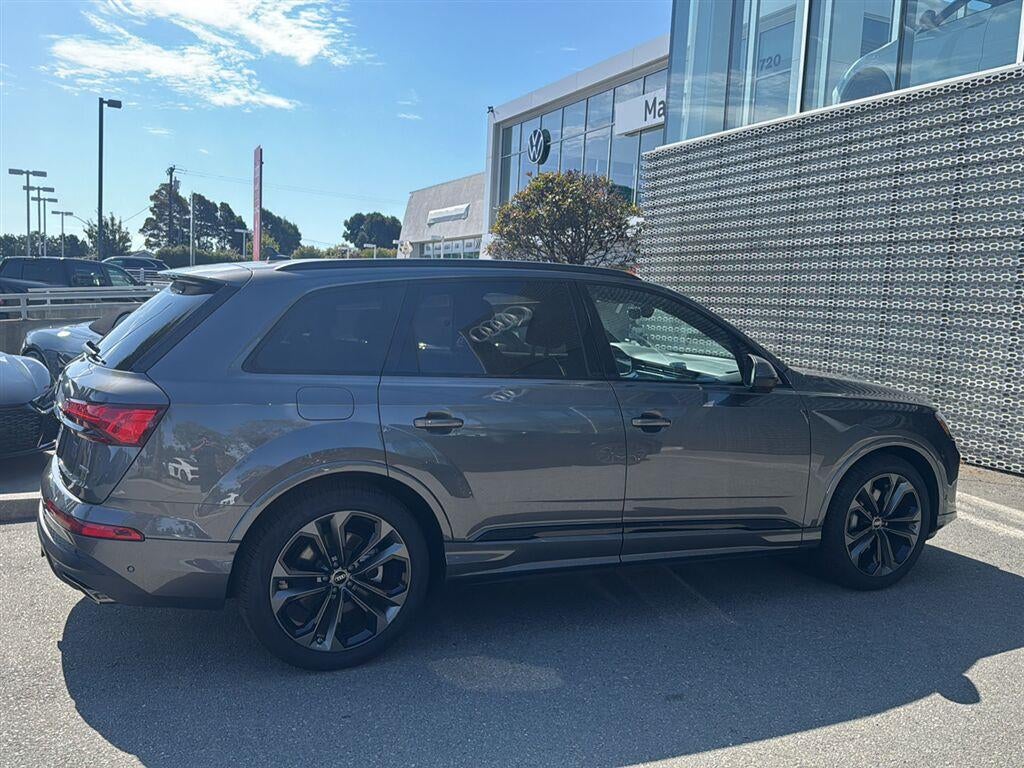 2026 Audi Q7 Premium Plus