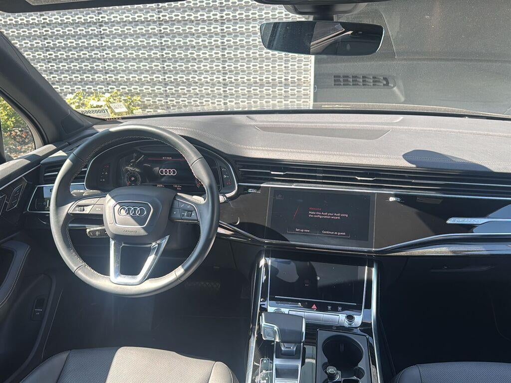 2026 Audi Q7 Premium Plus