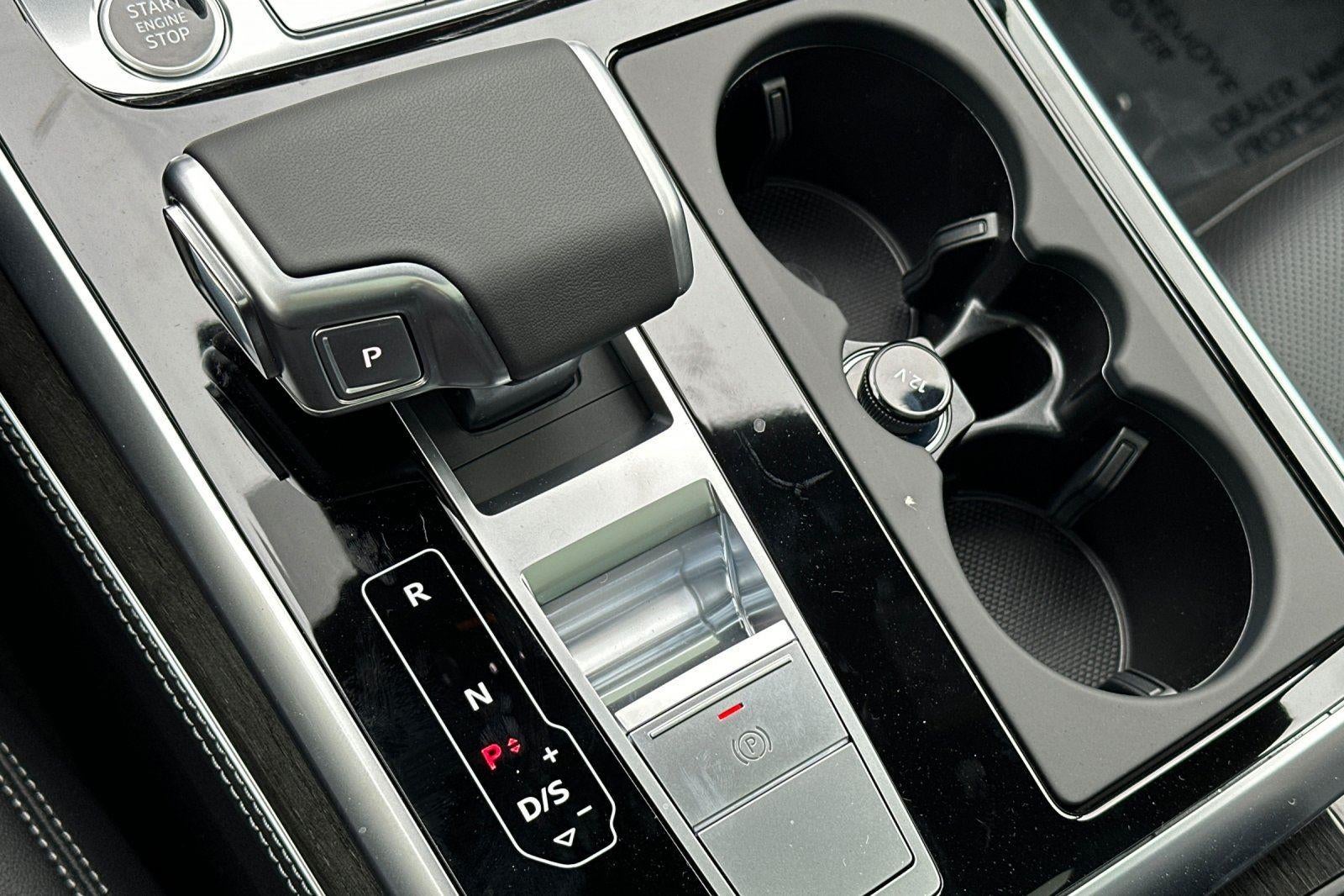 2026 Audi Q7 Premium Plus