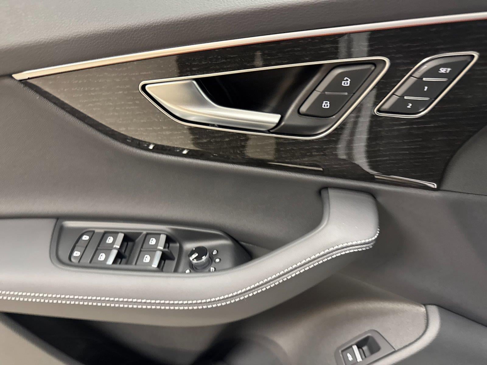 2026 Audi Q7 Premium Plus