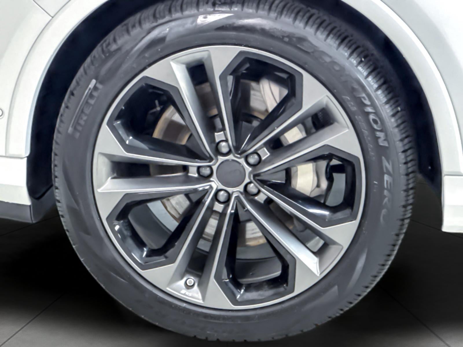 2026 Audi Q7 Premium Plus