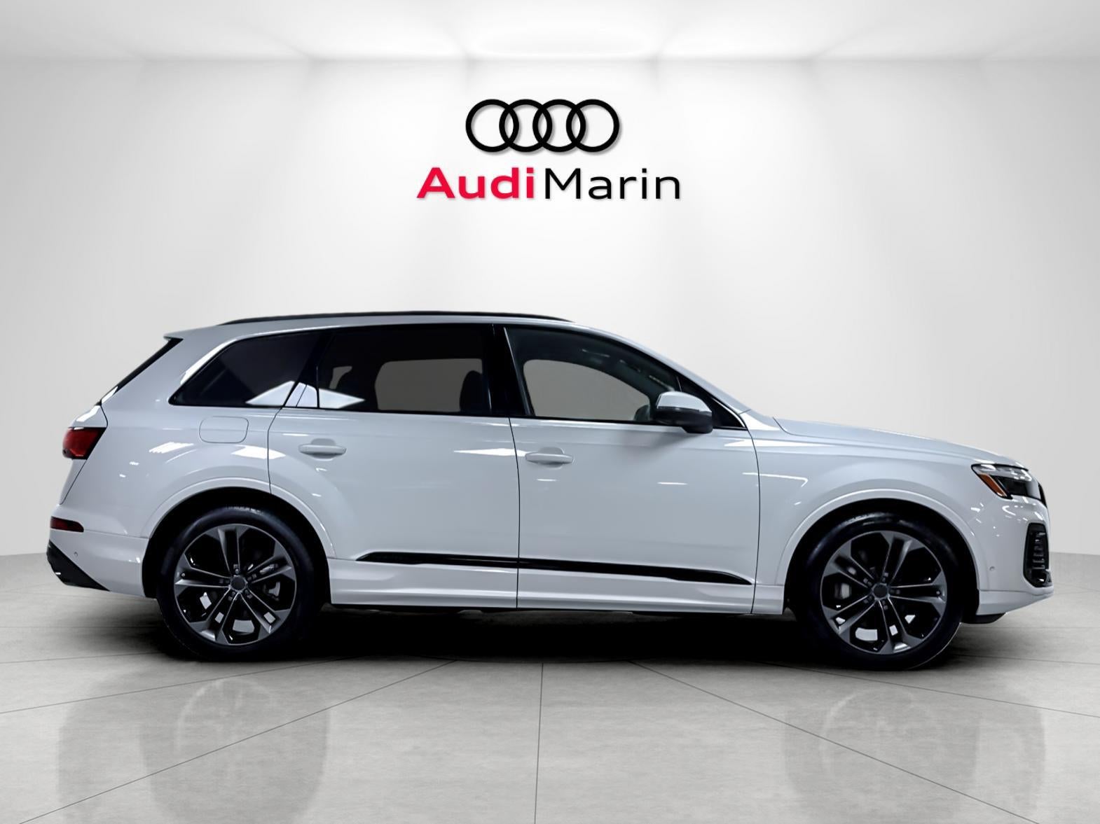 2026 Audi Q7 Premium Plus