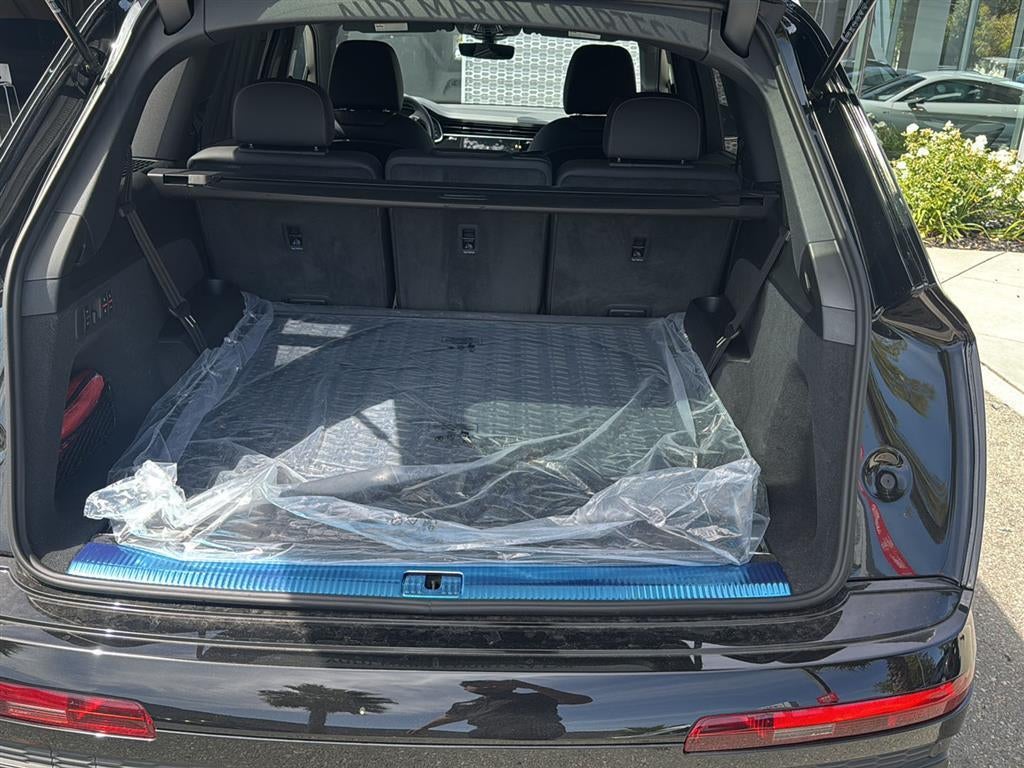 2026 Audi Q7 Premium Plus