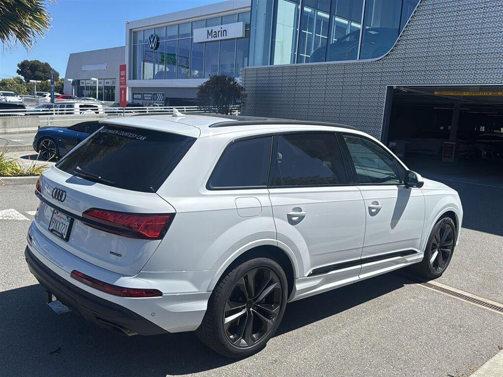 2026 Audi Q7 Premium Plus