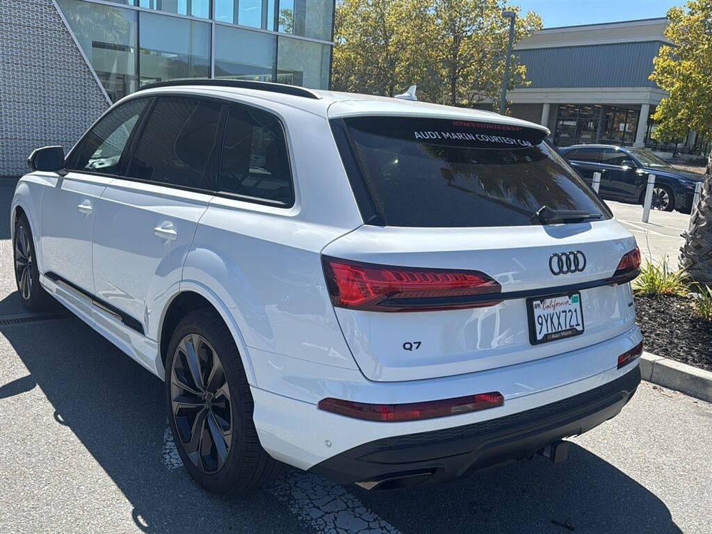 2026 Audi Q7 Premium Plus