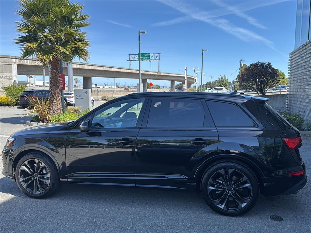 2026 Audi Q7 Premium Plus