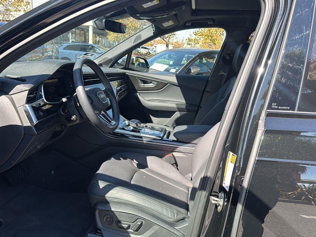 2026 Audi Q7 Premium Plus