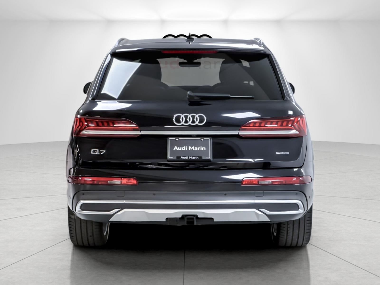 2021 Audi Q7 Premium Plus