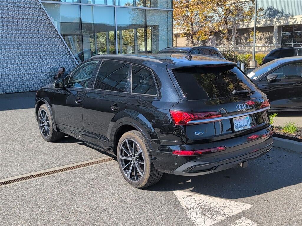 2021 Audi Q7 Premium Plus