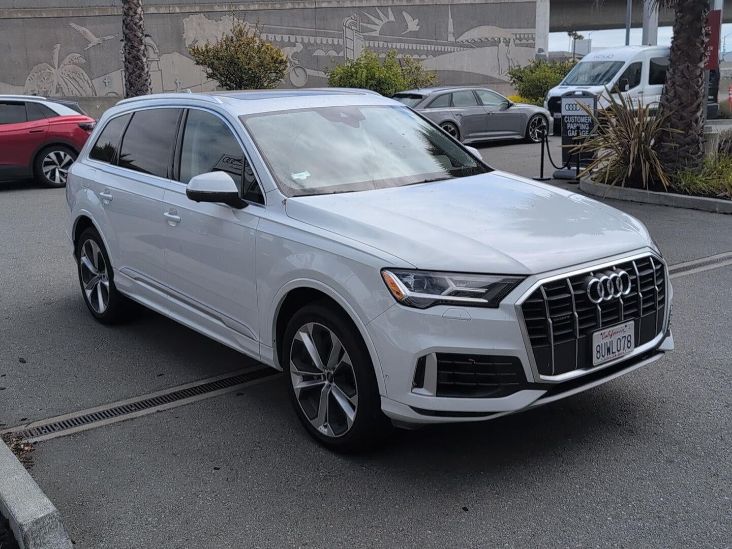 2021 Audi Q7 Premium Plus
