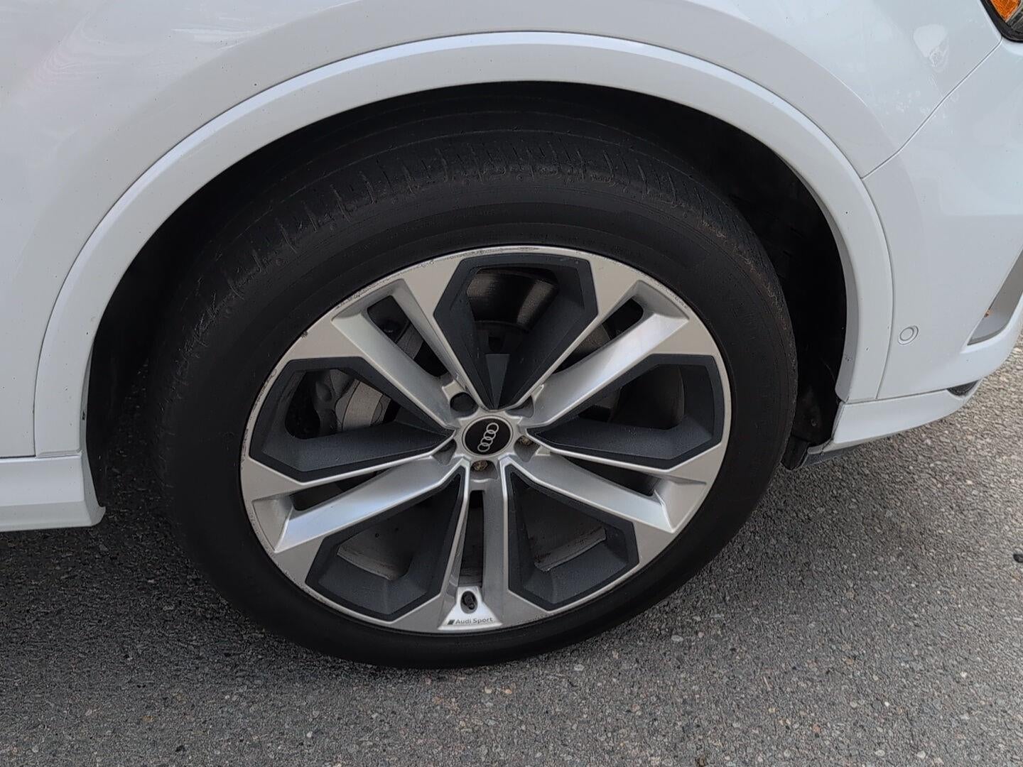 2021 Audi Q7 Premium Plus