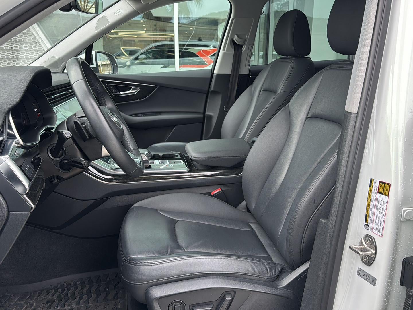 2022 Audi Q7 Premium Plus