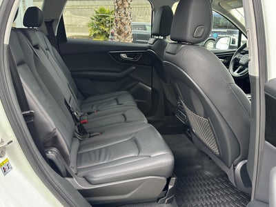 2022 Audi Q7 Premium Plus
