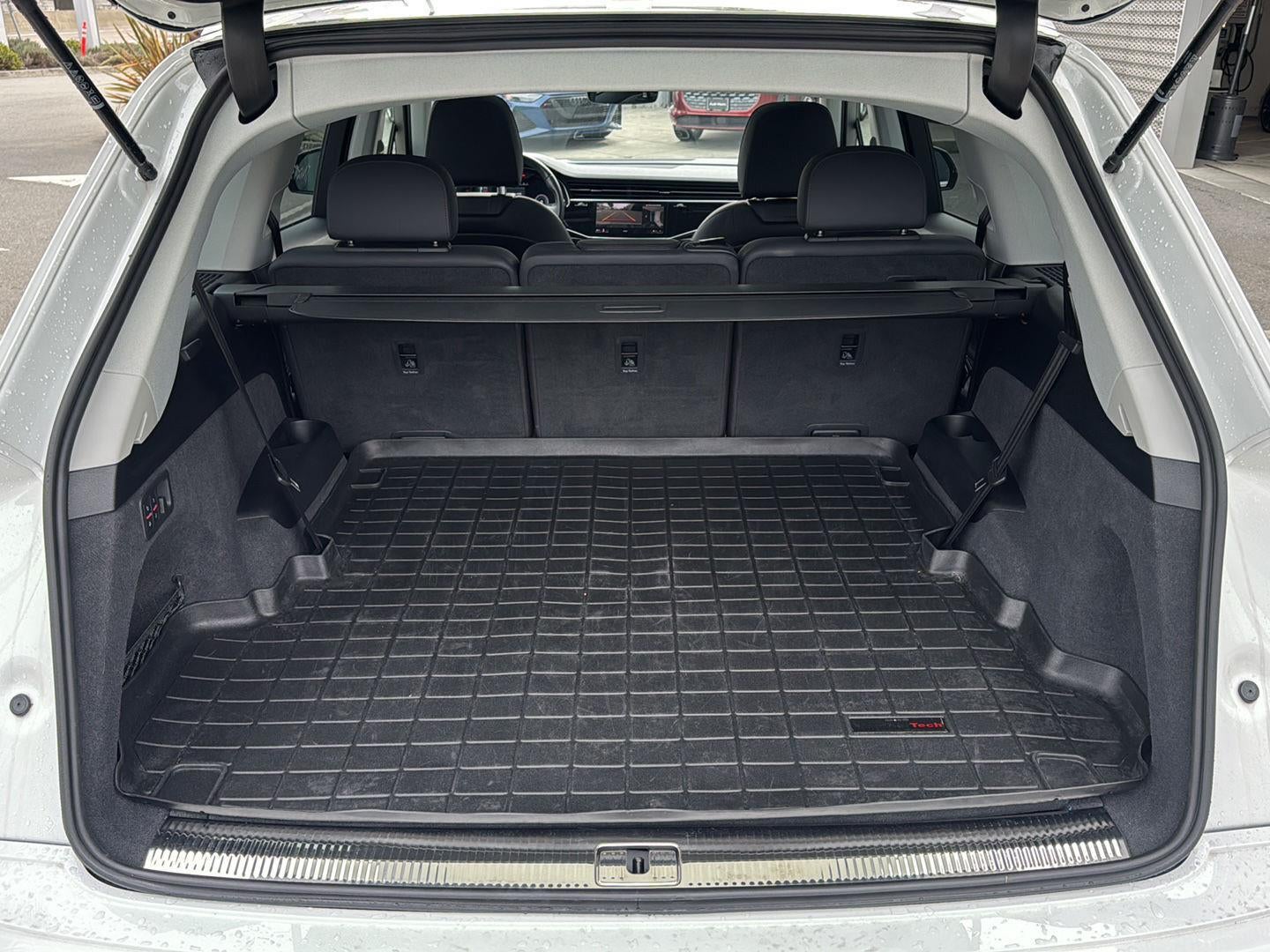 2022 Audi Q7 Premium Plus