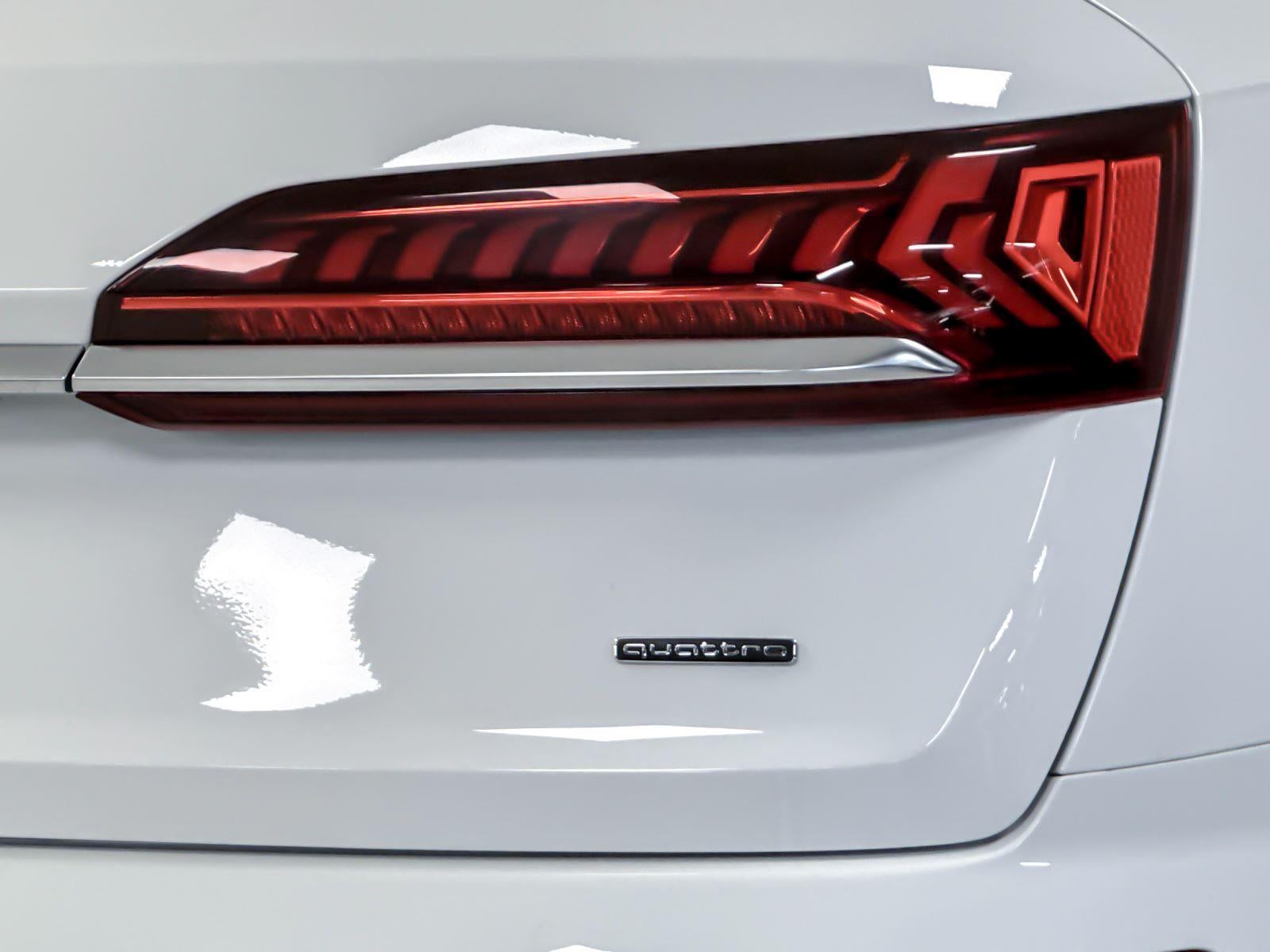 2022 Audi Q7 Premium Plus