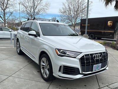 2022 Audi Q7 Premium Plus
