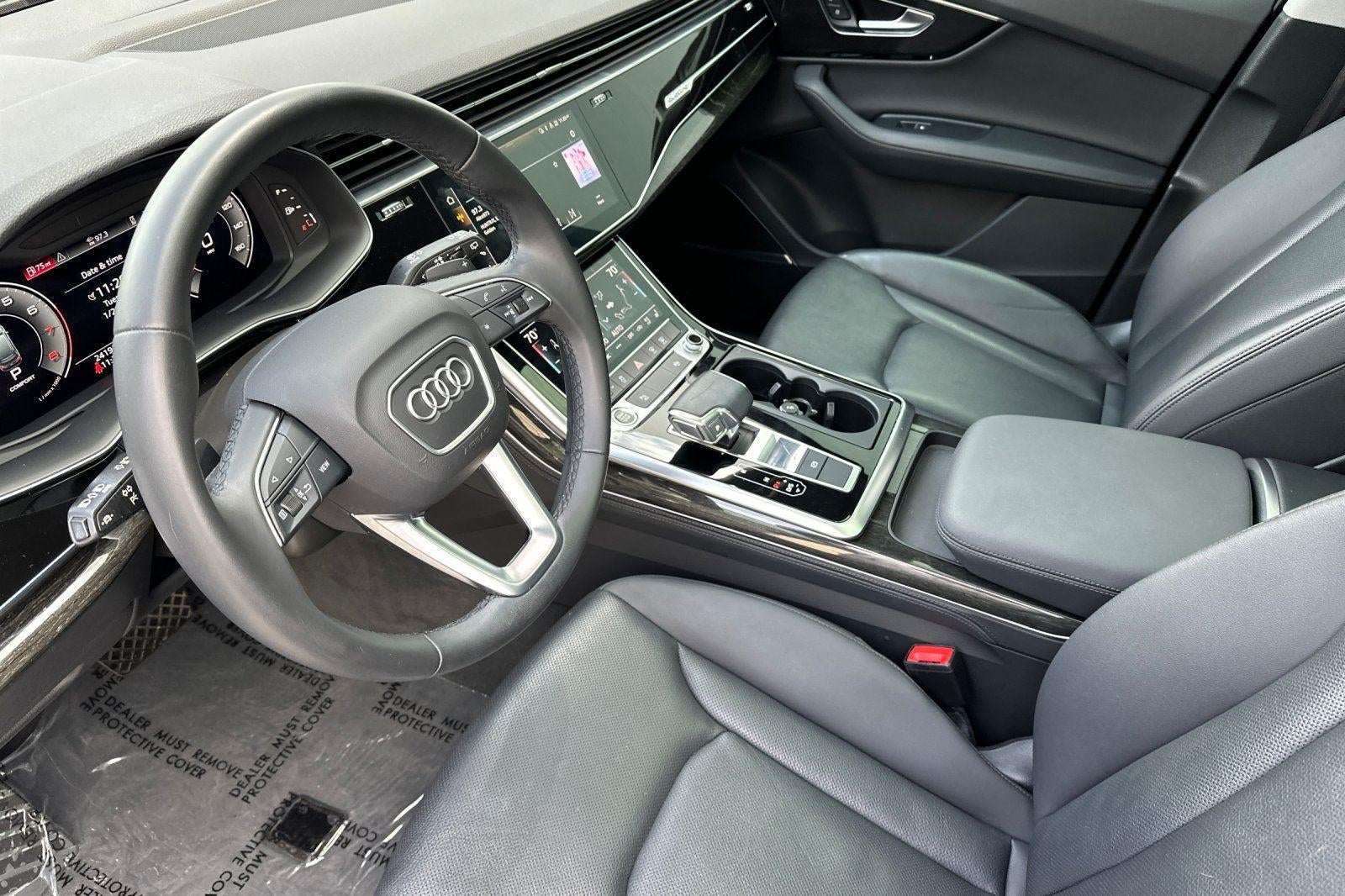 2022 Audi Q7 Premium Plus