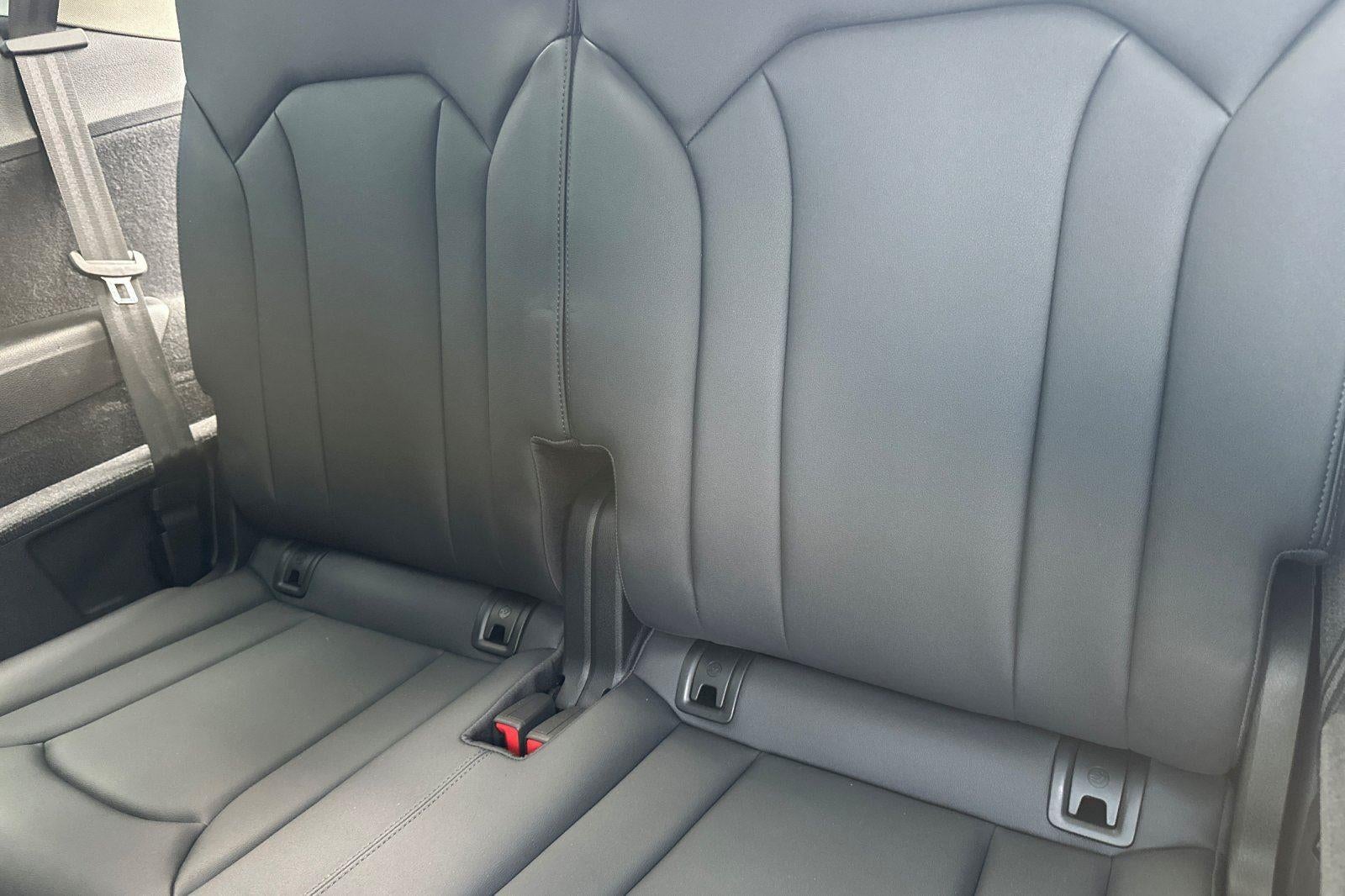 2022 Audi Q7 Premium Plus