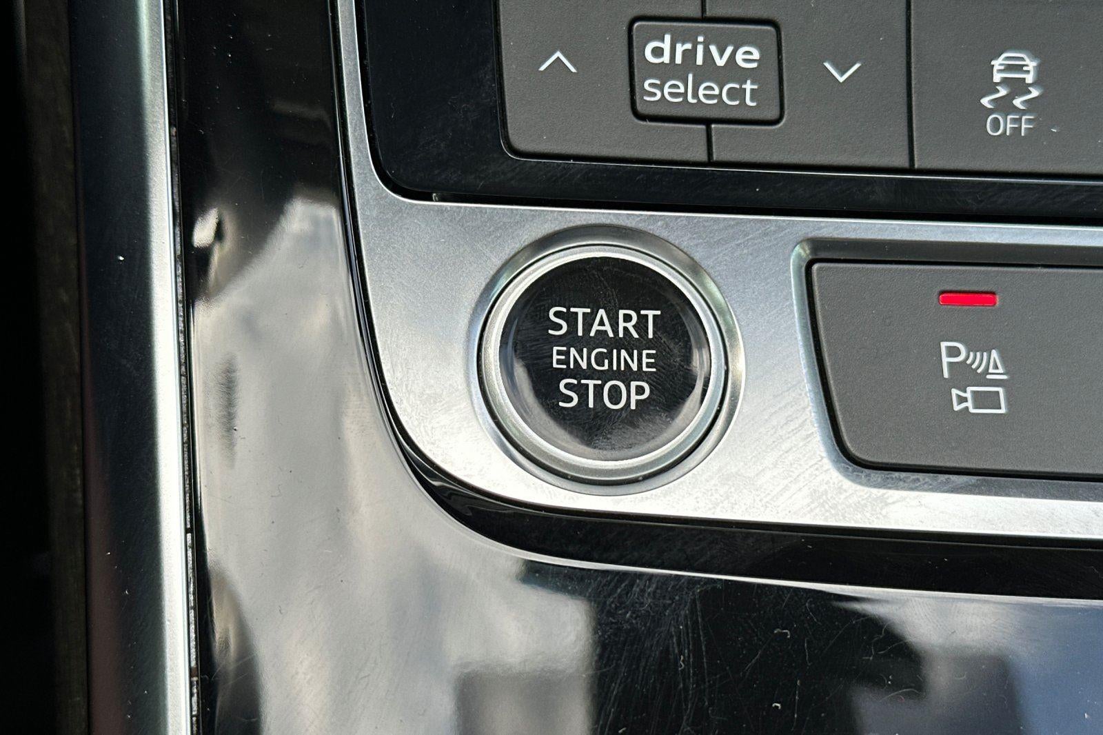 2022 Audi Q7 Premium Plus