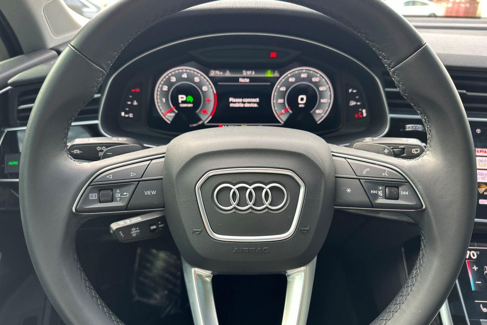 2022 Audi Q7 Premium Plus