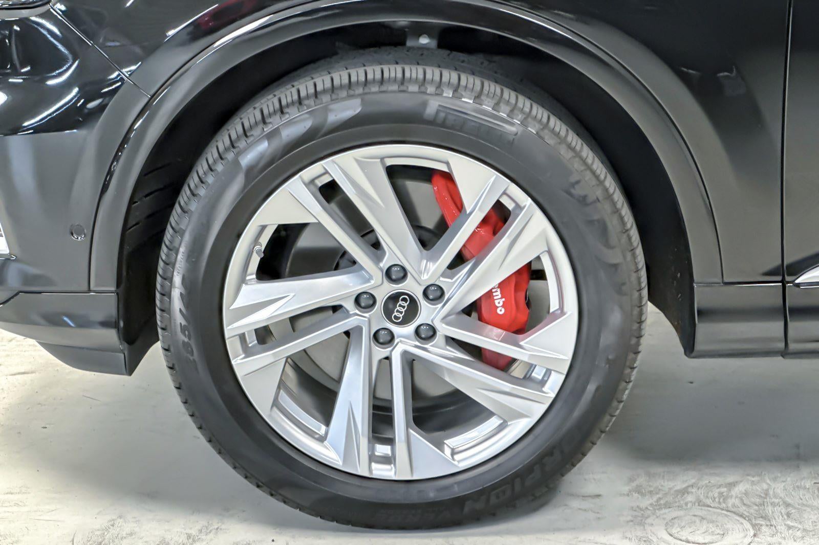 2022 Audi Q7 Premium Plus