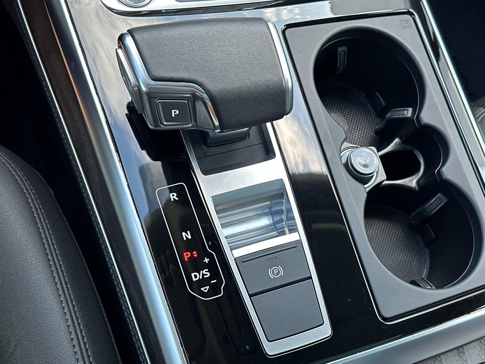 2023 Audi Q7 Premium Plus