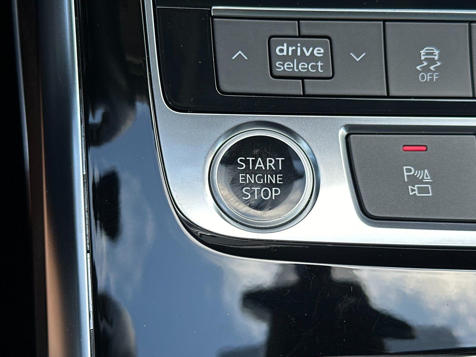 2023 Audi Q7 Premium Plus