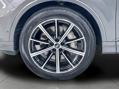 2023 Audi Q7 Premium Plus