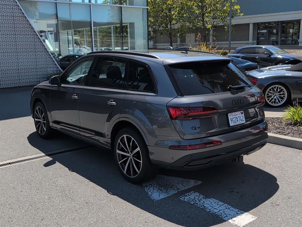 2023 Audi Q7 Premium Plus