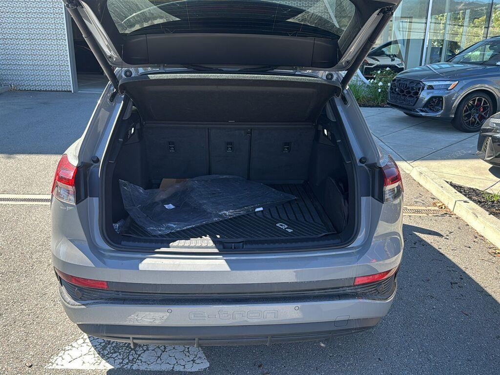 2024 Audi Q4 e-tron Prestige