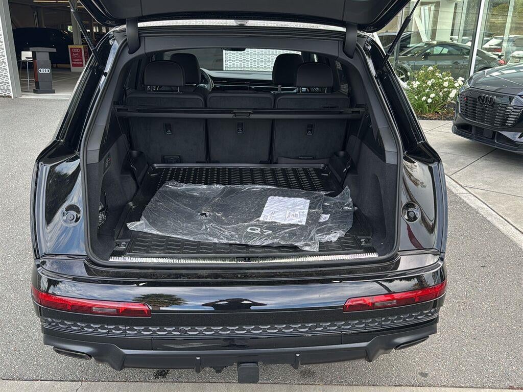 2026 Audi Q7 S line Premium Plus