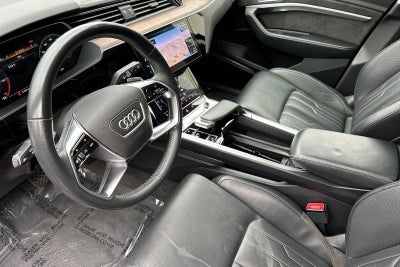 2019 Audi e-tron Prestige