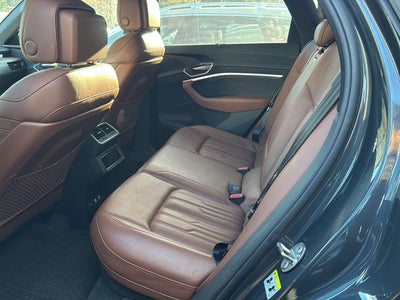 2019 Audi e-tron Prestige