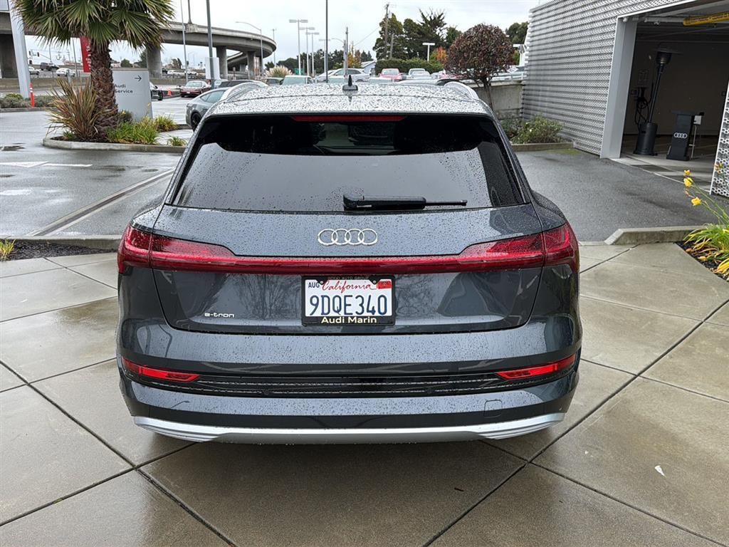 2019 Audi e-tron Prestige