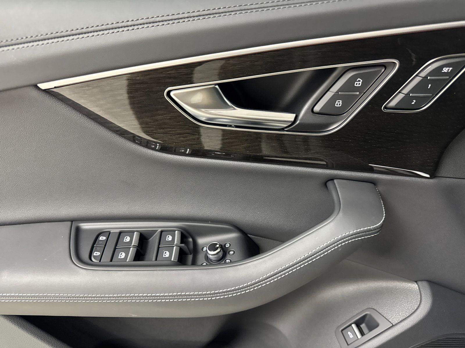 2025 Audi Q7 Prestige