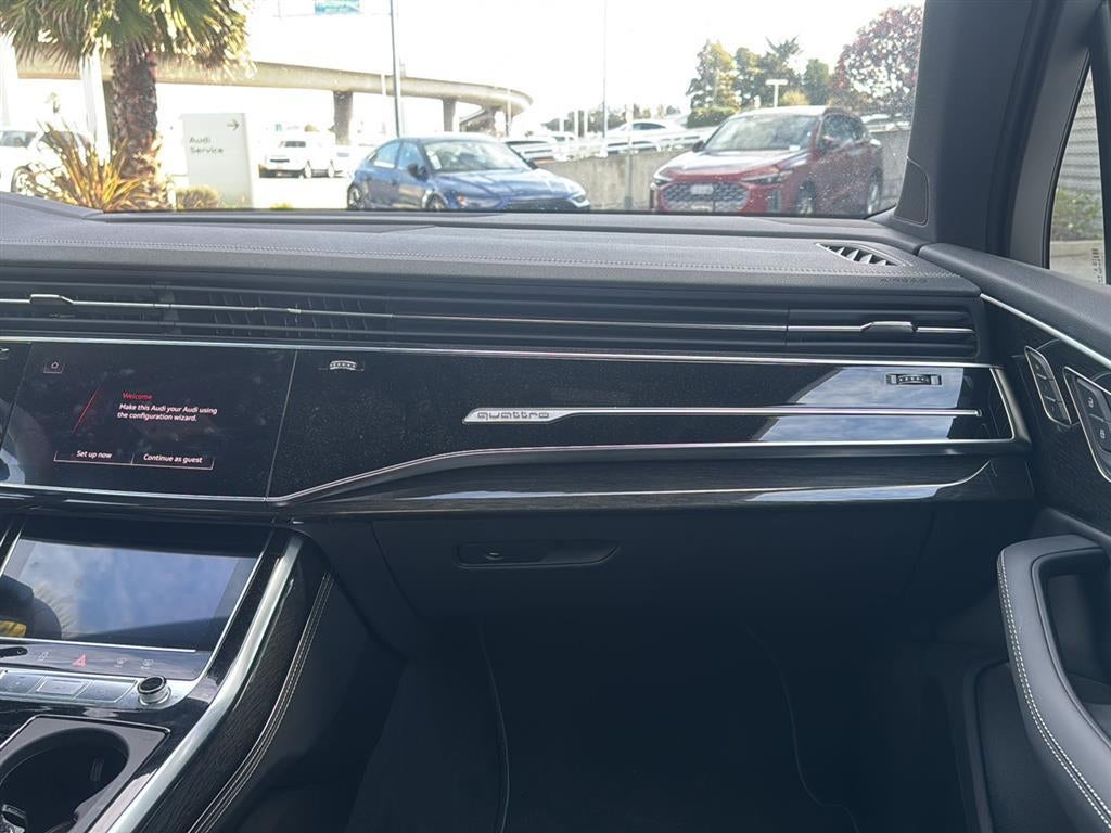 2025 Audi Q7 Prestige
