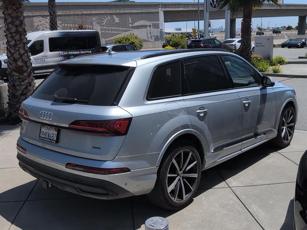 2023 Audi Q7 Prestige