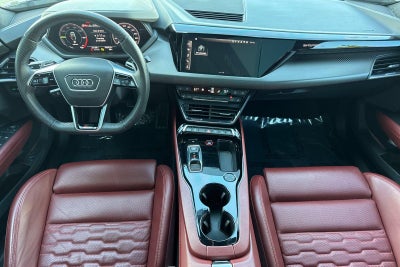 2023 Audi RS e-tron GT Base